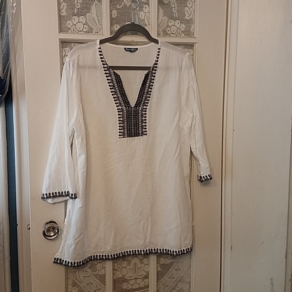 Embroidered blouse